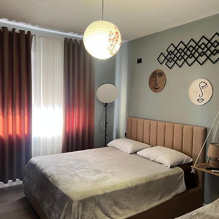 Temali Apartment 2 Shkodër Esterno foto