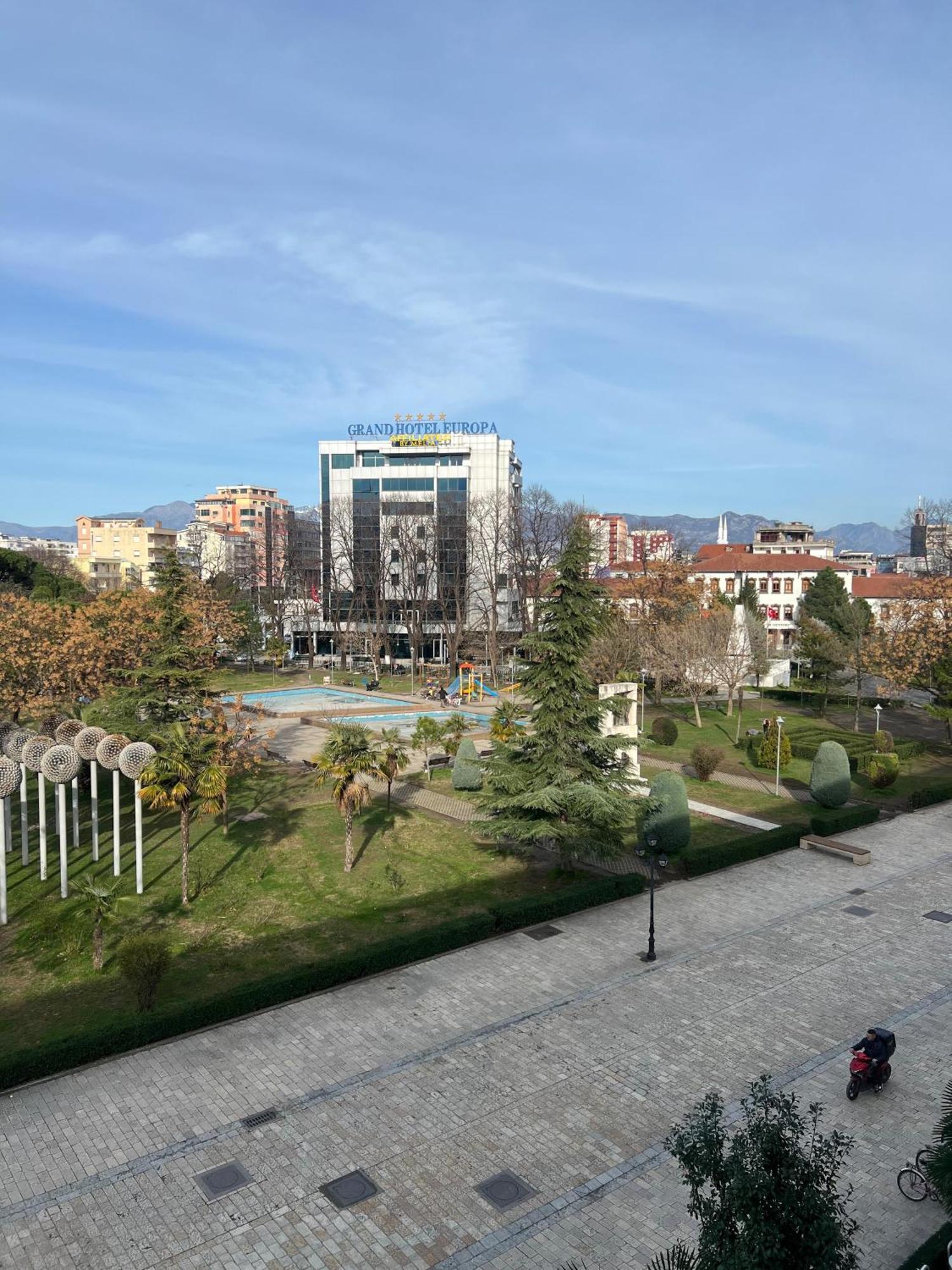 Temali Apartment 2 Shkodër Esterno foto